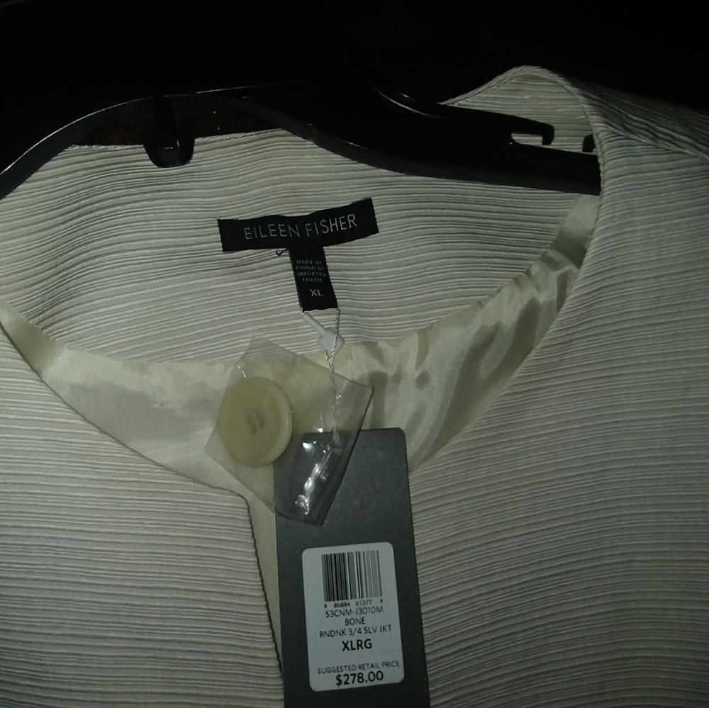 Brand New 3/4 Sleeve Jacket